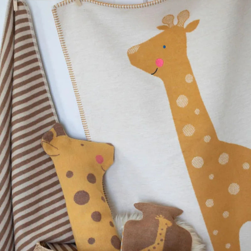 Lili Baby Blanket Embroidered Giraffe