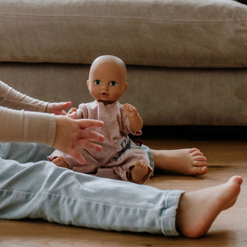 Aquini Butterfly Girl