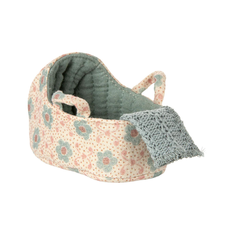 Carry Cot, Baby Mouse
