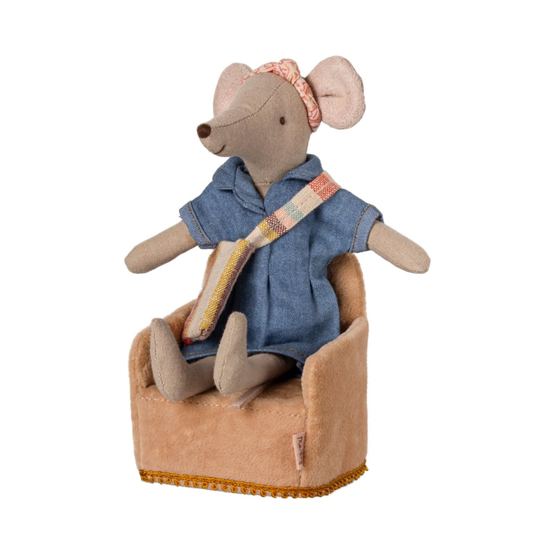 Folding Chair, Mouse