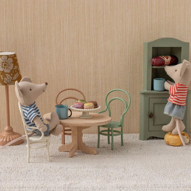 Oval Dining Table, Mouse - Nature