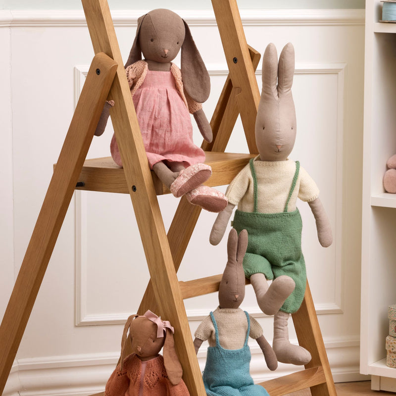 Bunny Size 4, Brown - Coral Dress + Shoes