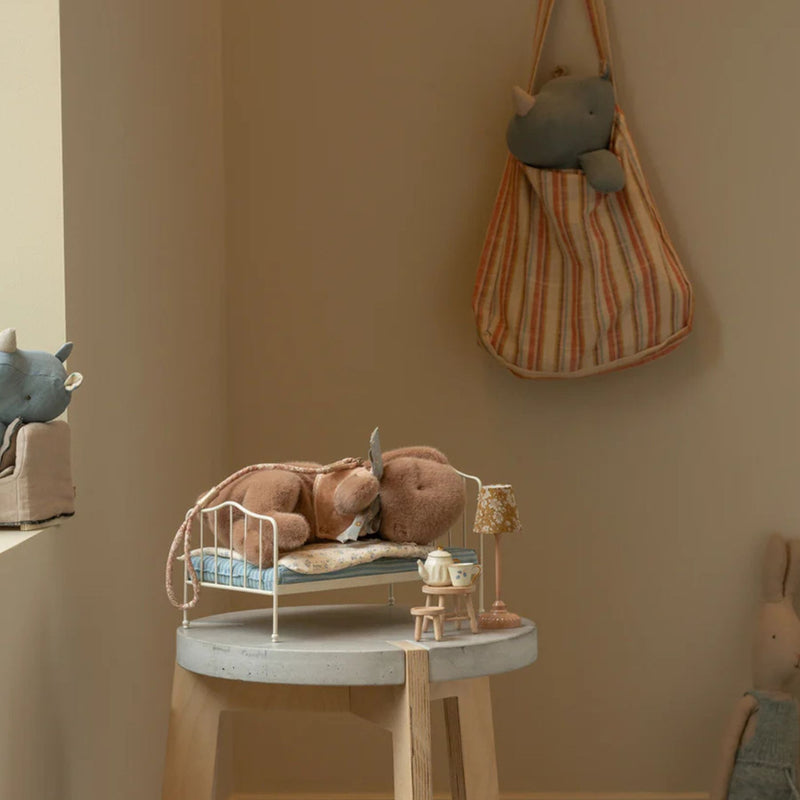 Sleeping Bunny Supply, Harness + Leash