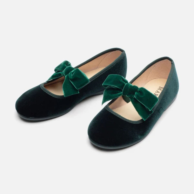 Mary Janes, Andie Emerald